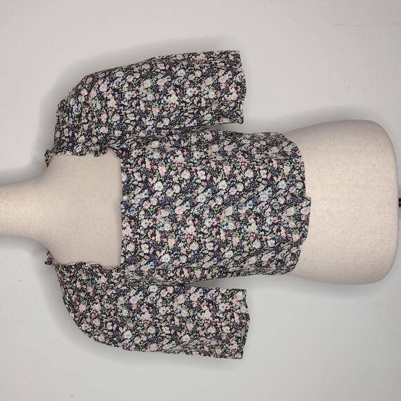 NWT Levi's Women's Floral Blouse Size Small - Picture 1 of 12